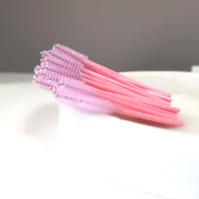 Disposable Mascara Wands (50 wands/box)