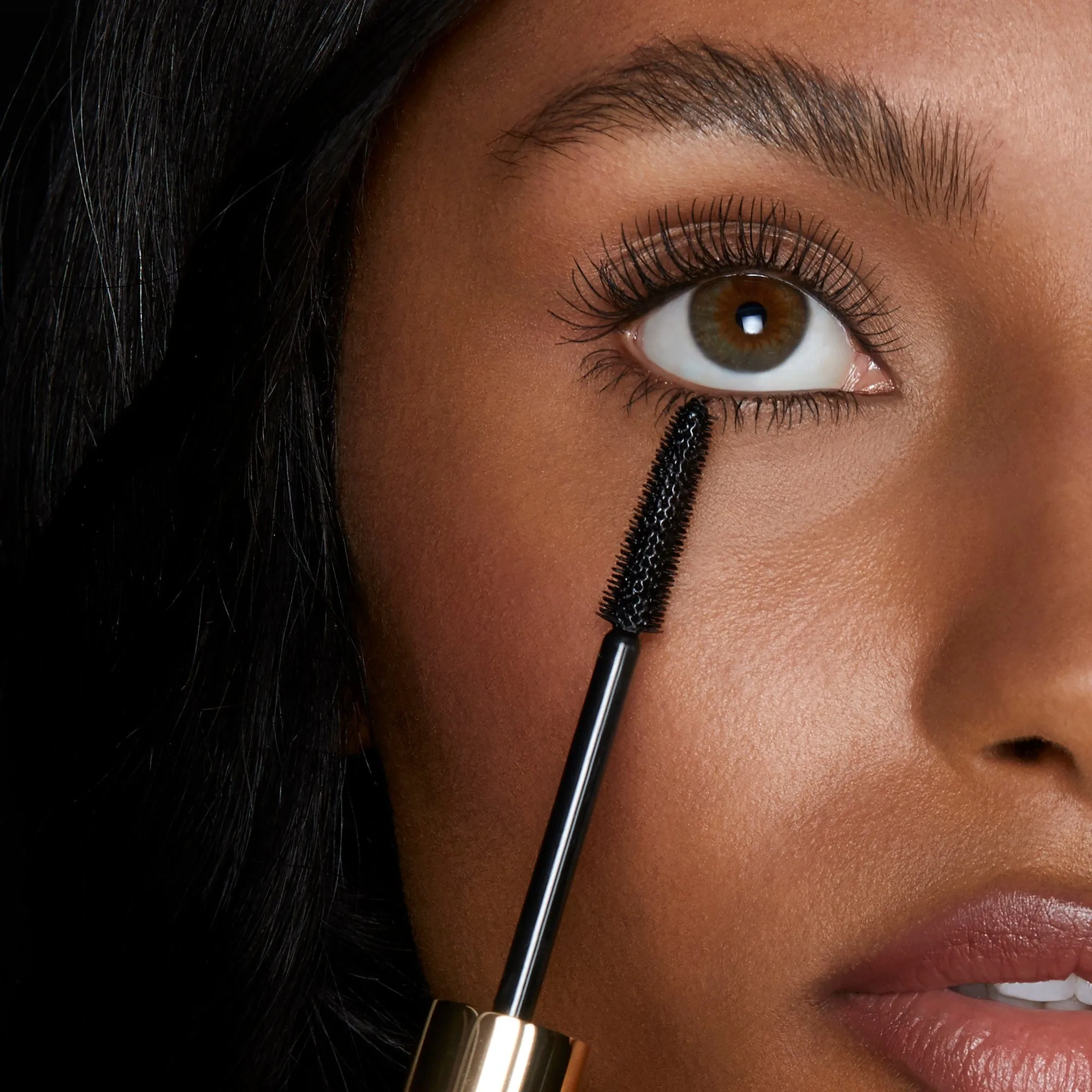 Hourglass Unlocked Instant Extensions Mascara