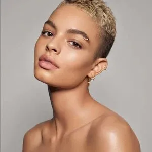 Pat McGrath Labs Skin Fetish: Sublime Perfection Foundation 35ml Colour: Light Medium 12