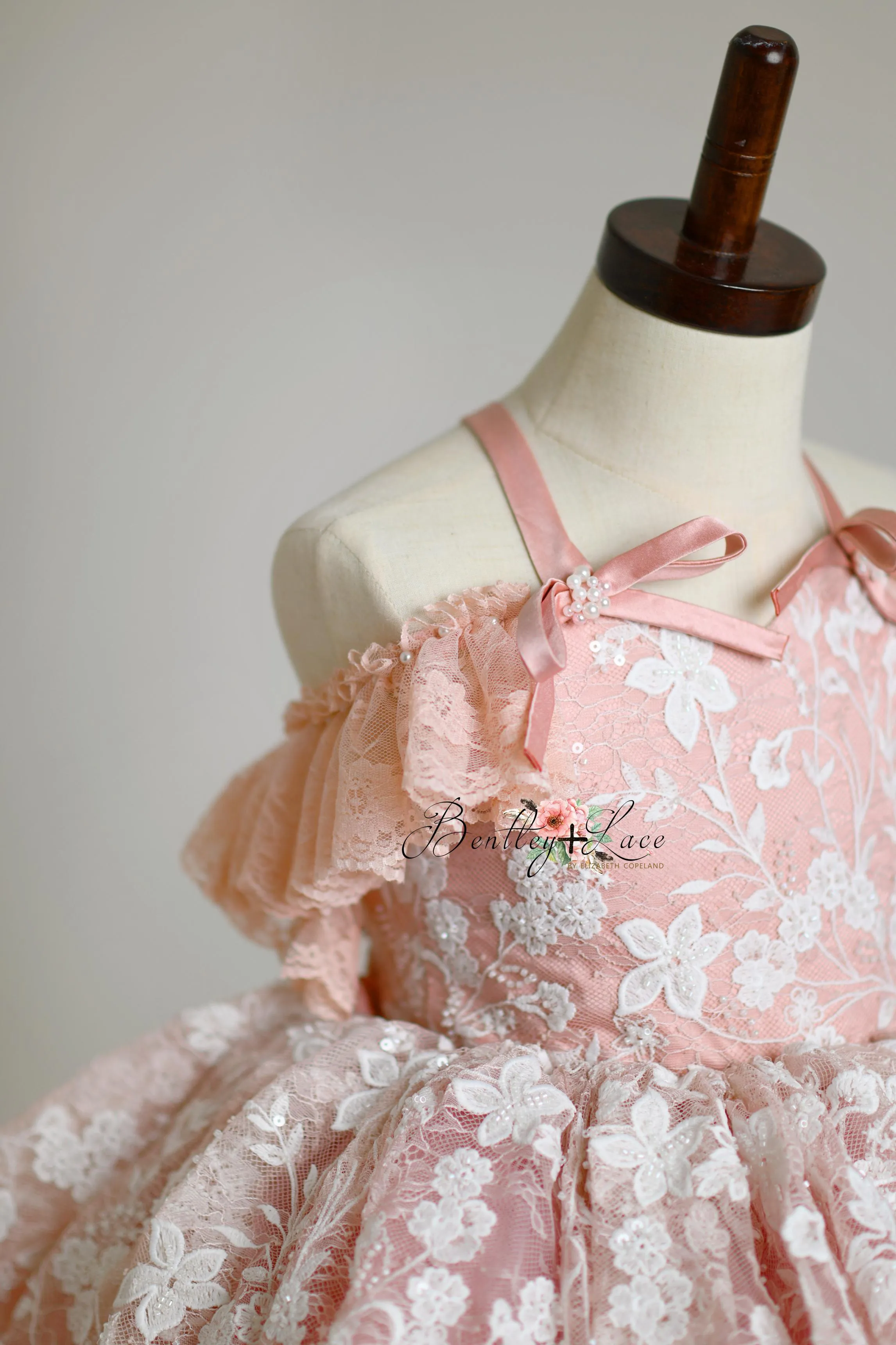 "Dentelle Rose" -   Petal length dress  Knee length Bloomer shorts  ( 2 Year - Petite 4)