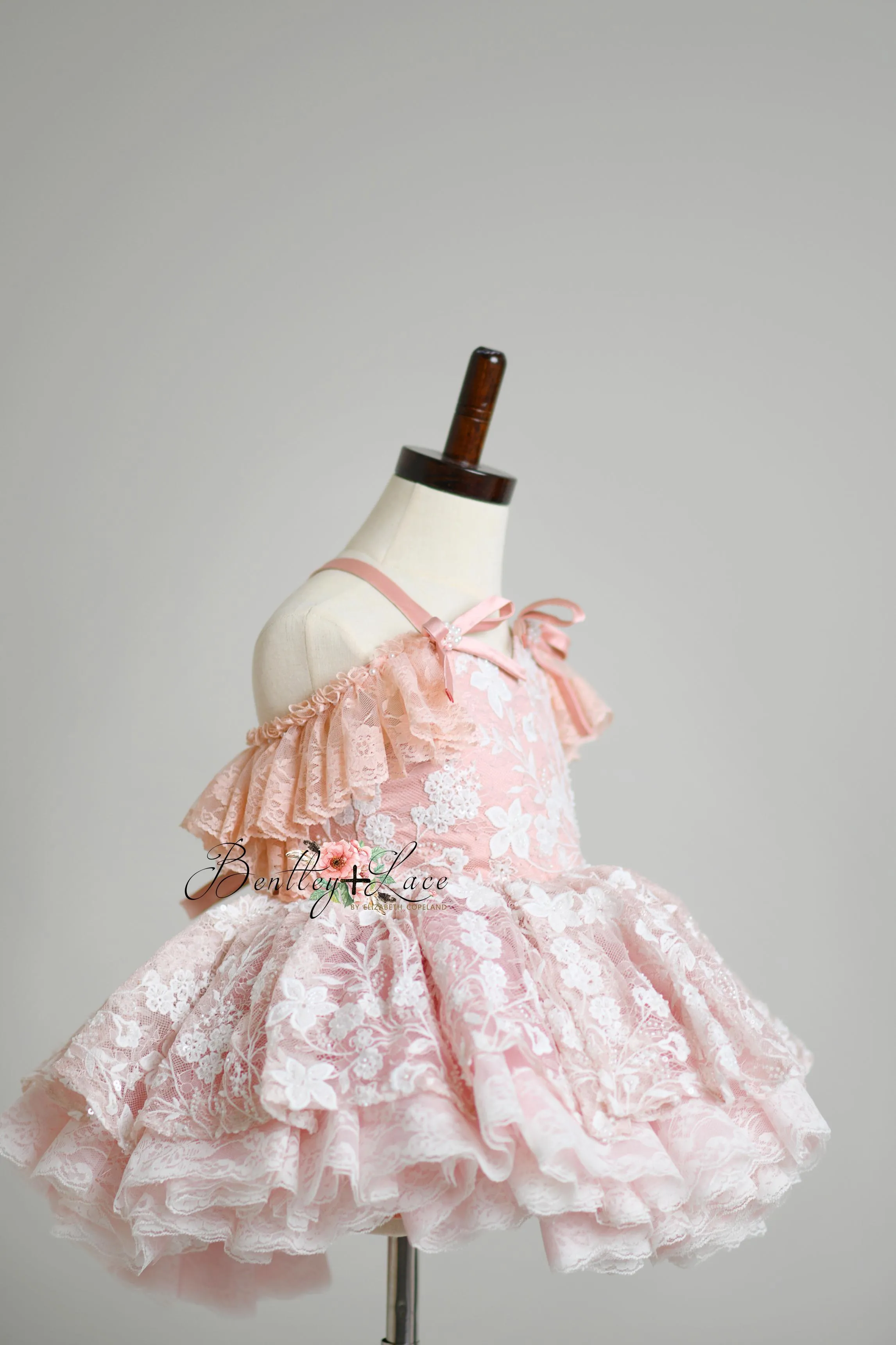 "Dentelle Rose" -   Petal length dress  Knee length Bloomer shorts  ( 2 Year - Petite 4)
